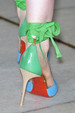 runway look thumbnail