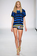 runway look thumbnail