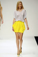 runway look thumbnail