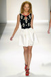 runway look thumbnail