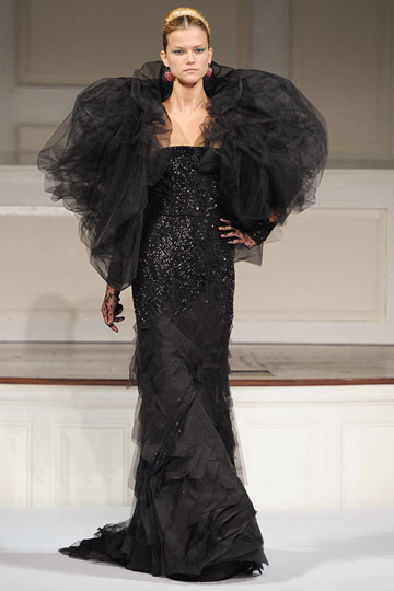Oscar de la Renta Spring 2011 RTW :  label name nymagcom oscar de la renta spring 2011 rtw slideshow collection