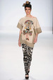 runway look thumbnail