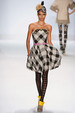 runway look thumbnail