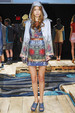 runway look thumbnail