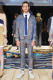runway look thumbnail