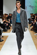 runway look thumbnail