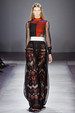 runway look thumbnail