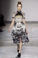 runway look thumbnail