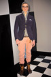 runway look thumbnail