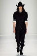 runway look thumbnail