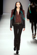 runway look thumbnail