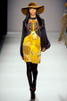runway look thumbnail