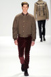 runway look thumbnail