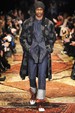 runway look thumbnail