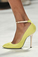 runway look thumbnail