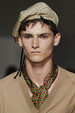 runway look thumbnail