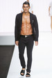 runway look thumbnail