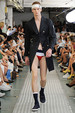 runway look thumbnail