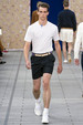 runway look thumbnail
