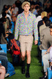 runway look thumbnail