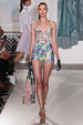 runway look thumbnail