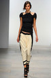 runway look thumbnail