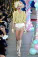 runway look thumbnail