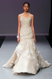 runway look thumbnail