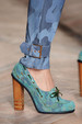 runway look thumbnail