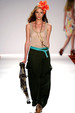 runway look thumbnail