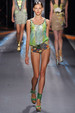 runway look thumbnail