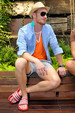 runway look thumbnail
