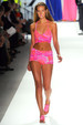 runway look thumbnail