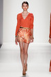 runway look thumbnail