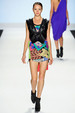 runway look thumbnail
