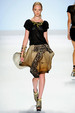 runway look thumbnail