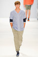 runway look thumbnail