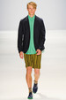 runway look thumbnail