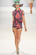 runway look thumbnail