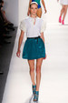 runway look thumbnail