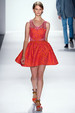 runway look thumbnail