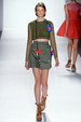 runway look thumbnail