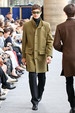 runway look thumbnail