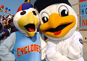 Pee Wee and Sandy the Seagull