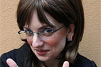 Orthodox Jewish Women Wild for Palin Wig