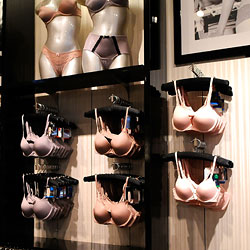 Victoria’s Secret Bras May Contain Formaldehyde, Cause Blisters