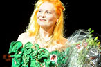 Vivienne Westwood Inducted Into Circle of Champions; Jessica Simpson’s Mysterious Lips