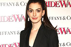Anne Hathaway Once Looked Like a Giraffe With Leprosy