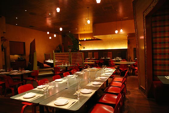 Vong Dusts Off Original Menu, Parties Like It’s 1992