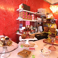 N.Y. Kids Need Professional Chefs to Demo Cupcakes; Adults Must Find Their Own